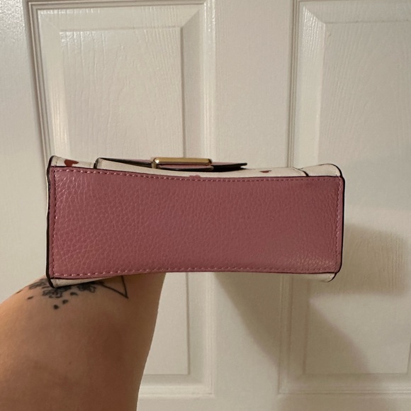 NWT COACH MINI PEPPER CROSSBODY - HEART PETAL PRINT (WITH COIN PURSE) - Picture 5 of 13